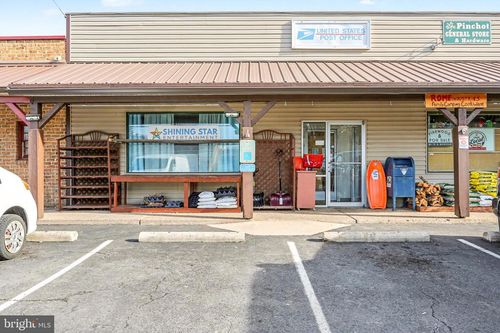 7489 Carlisle Rd, WELLSVILLE, PA, 17365-9627 | Card Image
