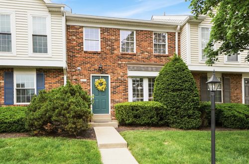 10857 Lake Thames Dr, Cincinnati, OH, 45242-3104 | Card Image