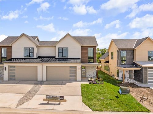 17749 W 97th St, Lenexa, KS, 66219 | Card Image
