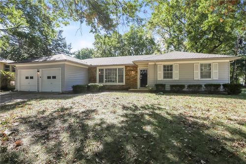 523 E Prairie Ter, Olathe, KS, 66061-3330 | Card Image