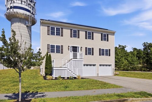 6 Pzegeo Cir, Peabody, MA, 01960-4560 | Card Image