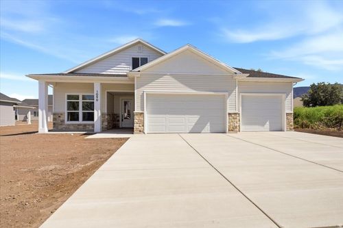 1090 W 500 S, Brigham City, UT, 84302-3294 | Card Image