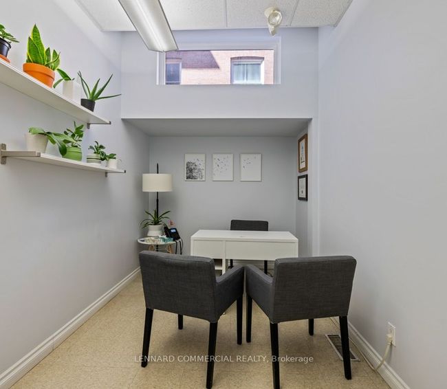 39 Spadina Rd, Home with 0 bedrooms, 0 bathrooms and null parking in Toronto ON | Image 14