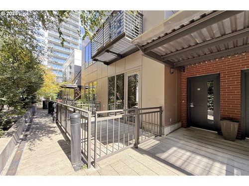 922 Nw 11th Ave, Portland, OR, 97209-2776 | Card Image