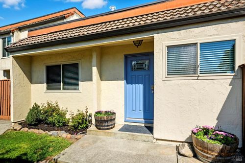 1818 Primavera Ct, Santa Rosa, CA, 95409-3438 | Card Image