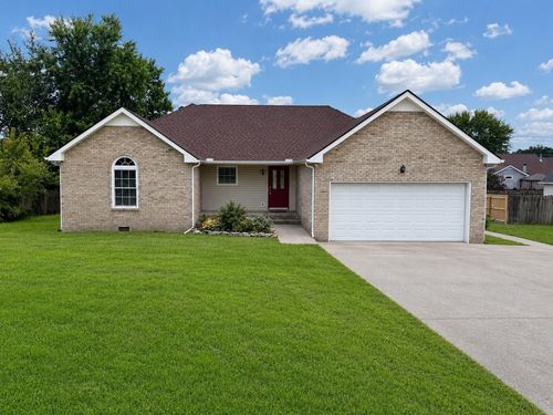2017 Smith Cir, Greenbrier, TN, 37073-5748 | Card Image