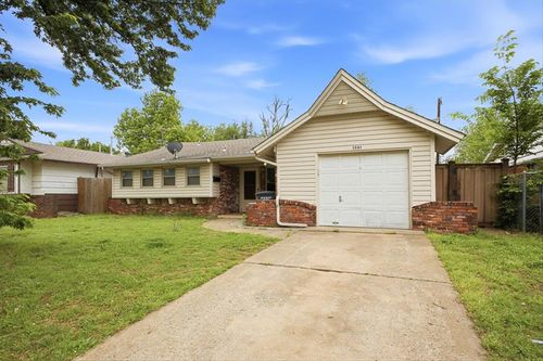 1501 Brookdale Dr, Del City, OK, 73115-4920 | Card Image