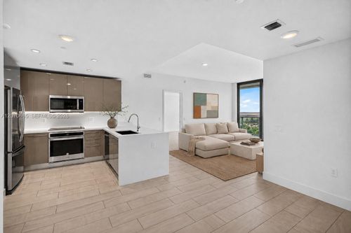 2111-2000 Metropica Way, Sunrise, FL, 33323-3215 | Card Image