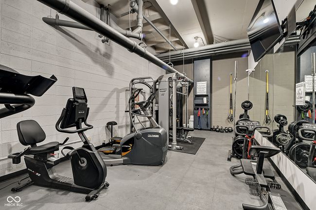 APT-15J - 4000 N Meridian St, Condo with 2 bedrooms, 2 bathrooms and null parking in Indianapolis IN | Image 45