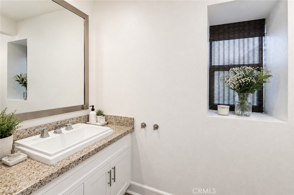 Residential in Lake Forest 3