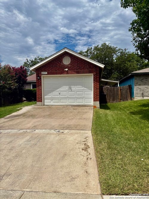4117 Sunrise Cove Dr, San Antonio, TX, 78244-3324 | Card Image