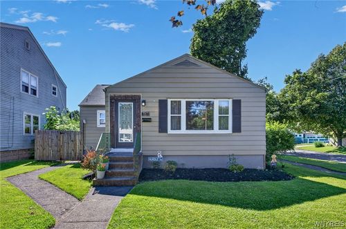 128 84th St, Niagara Falls, NY, 14304-4307 | Card Image