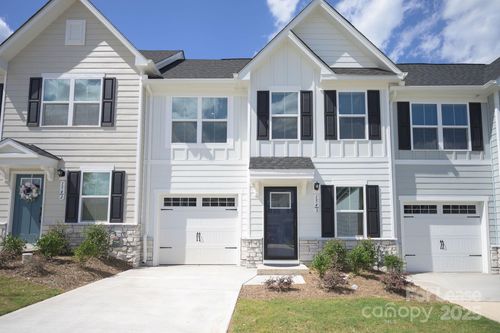 154 Jameson Park Dr, Troutman, NC, 28166-8931 | Card Image