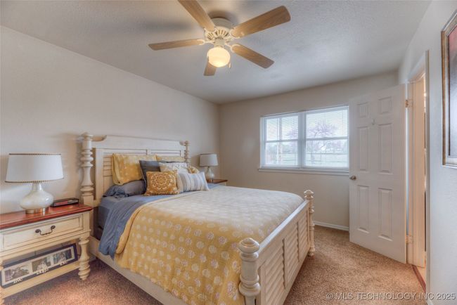 Primary Bedroom | Image 17
