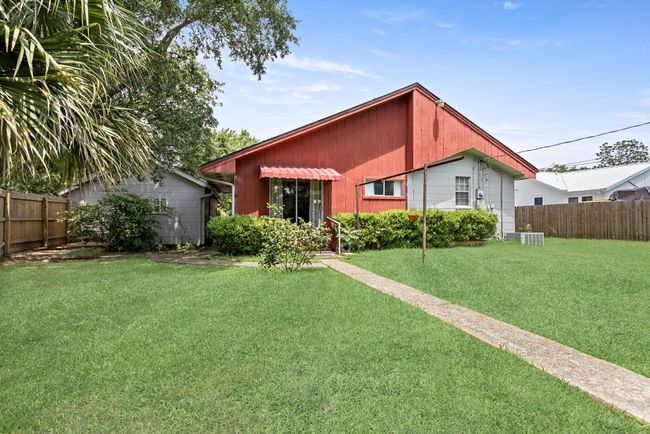 4300 Ferndale Dr, House other with 3 bedrooms, 2 bathrooms and null parking in Port Arthur TX | Image 33