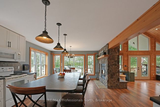 1055 Dark Lake Rd, House other with 3 bedrooms, 2 bathrooms and 6 parking in Haliburton ON | Image 5