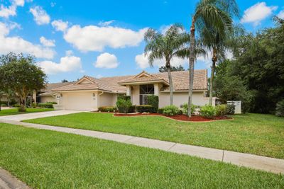 7171 Brickyard Circle, House other with 3 bedrooms, 2 bathrooms and null parking in Lake Worth FL | Image 2