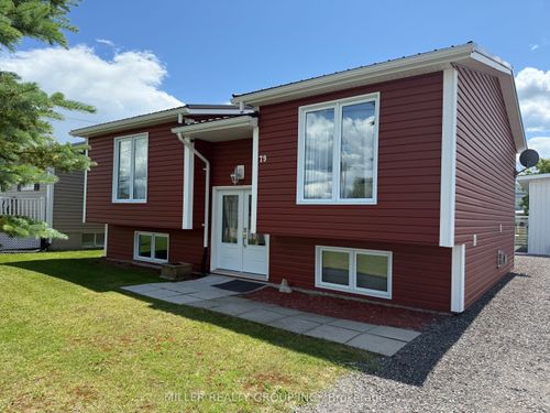 {{alt}} | Card Image