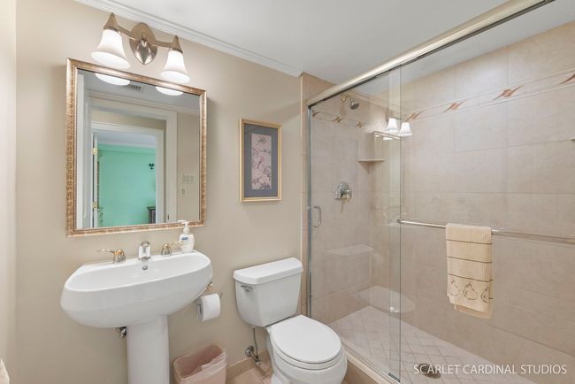 APT-315 - 660 Winnetka Mews, Condo with 2 bedrooms, 2 bathrooms and 1 parking in Winnetka IL | Image 15