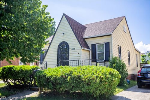 19508 Kildeer Avenue, Cleveland, OH, 44119 | Card Image