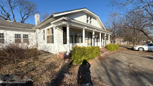 1702 W Nettleton Ave, Jonesboro, AR, 72401-3635 | Card Image