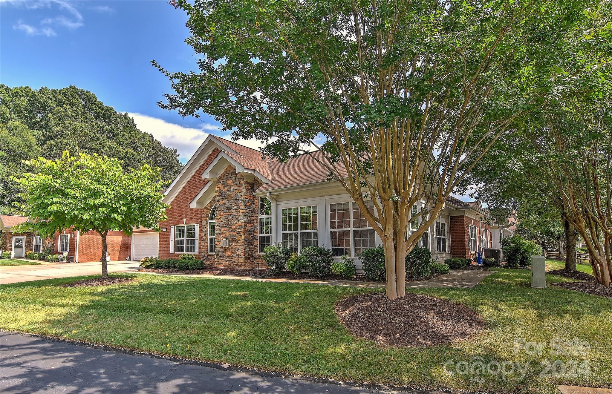Mckirkland Ct, Matthews, NC 28105