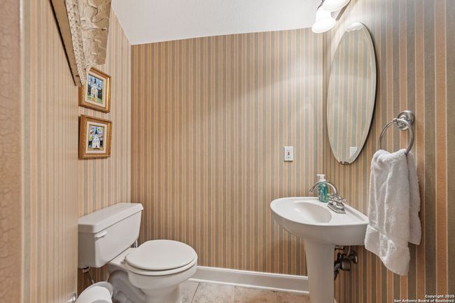 7 Mcinnis Ct, House other with 3 bedrooms, 3 bathrooms and null parking in Bulverde TX | Image 24