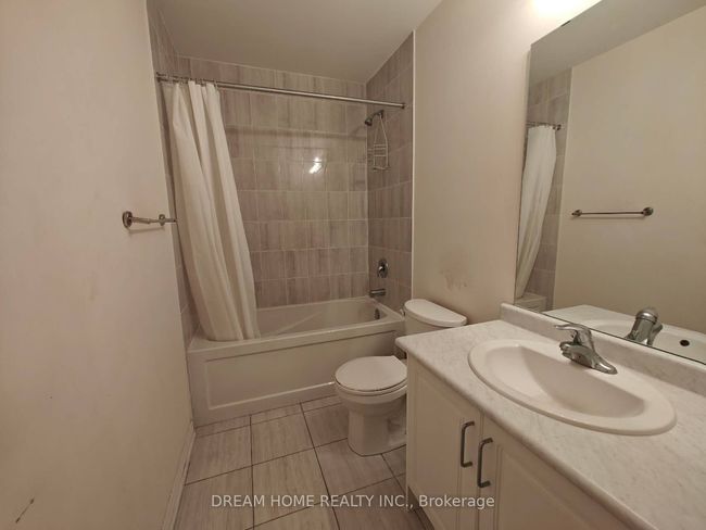 28 Robert Joffre Leet Ave, House attached with 3 bedrooms, 3 bathrooms and 1 parking in Markham ON | Image 18