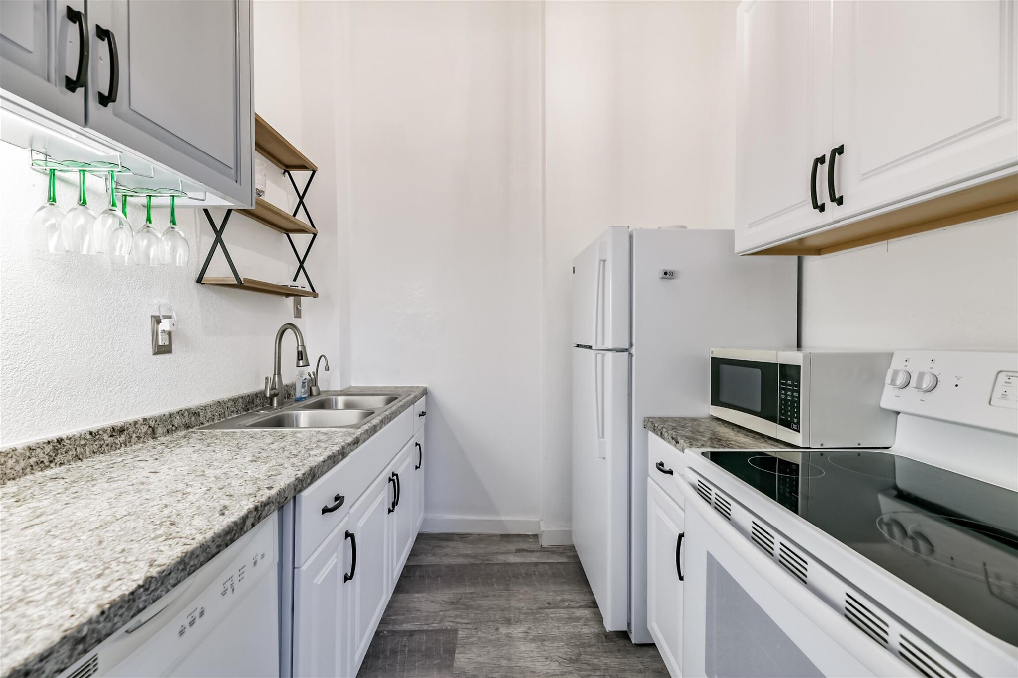 Residential Lease in Galveston 4