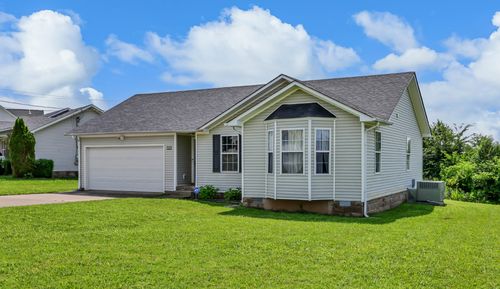 707 Shetland Dr, Oak Grove, KY, 42262-8121 | Card Image