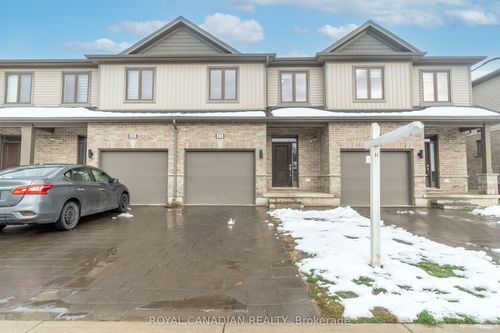 {{alt}} | Card Image