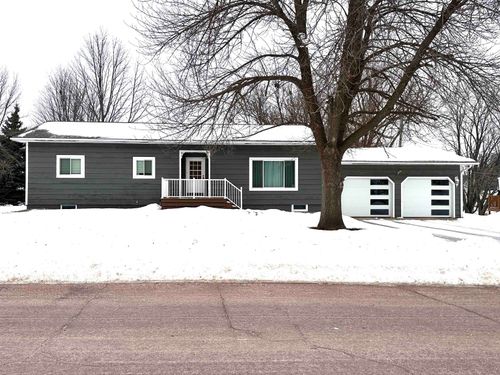 101 Avenue A E, Lake Park, IA, 51347-7737 | Card Image