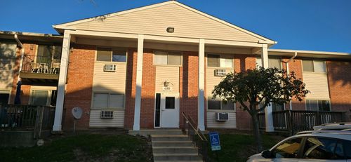apt-104-680 Marilyn Ave, Glendale Heights, IL, 60139-2955 | Card Image