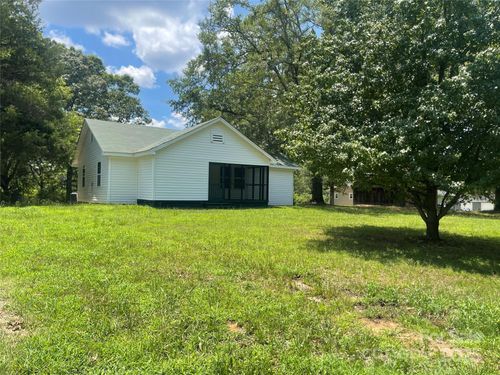 576 Morrow Motor Rd, Forest City, NC, 28043-5803 | Card Image