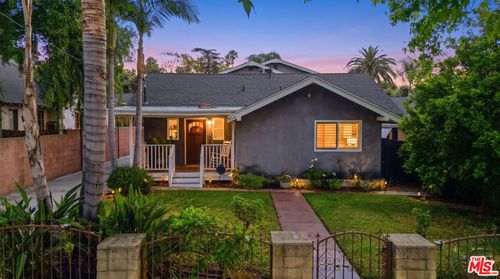 966 Worcester Avenue, Pasadena, CA, 91104 | Card Image