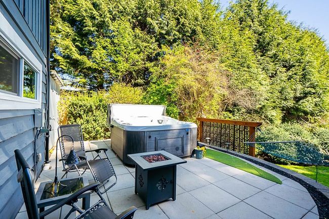 3055 Lazy A Street, House other with 6 bedrooms, 2 bathrooms and 4 parking in Coquitlam BC | Image 32