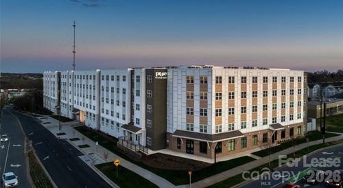 b1-8424 N Tryon St, Charlotte, NC, 28262-3773 | Card Image