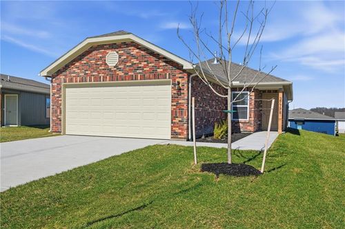 37778 W 208th Ter, Edgerton, KS, 66021-6508 | Card Image