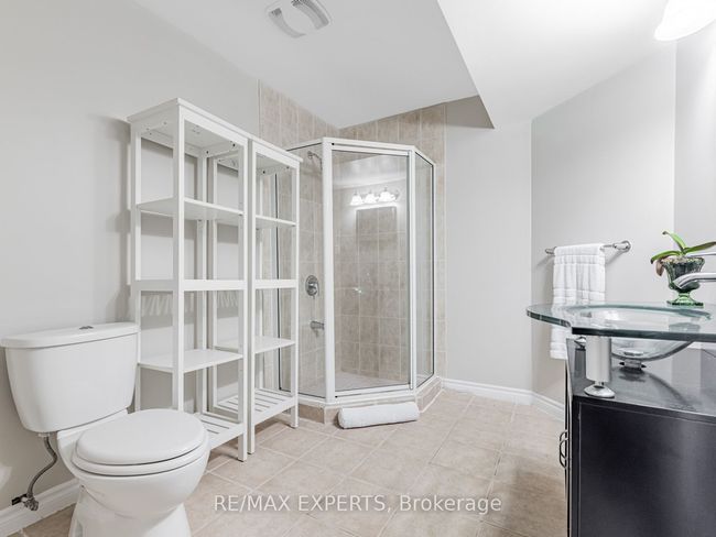 215 Thomson Creek Blvd, House other with 5 bedrooms, 4 bathrooms and 3 parking in Woodbridge ON | Image 29
