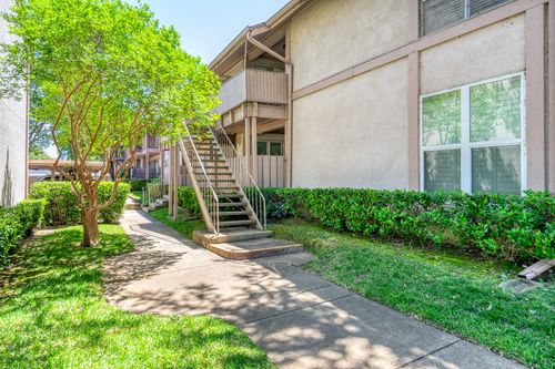 283-10588 High Hollows Dr, Dallas, TX, 75230-4716 | Card Image