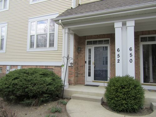 652 Hidden Prairie Ct, Palatine, IL, 60067-8603 | Card Image