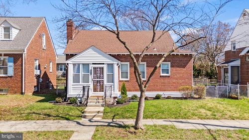 2108 31st Pl Se, WASHINGTON, DC, 20020-3316 | Card Image