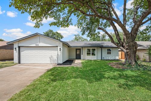 1003 Summit Cir, Carrollton, TX, 75006-3919 | Card Image