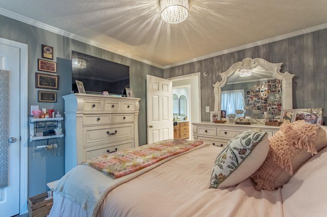 735 Streaming Water Loop, House other with 3 bedrooms, 4 bathrooms and null parking in Clifton TN | Image 32