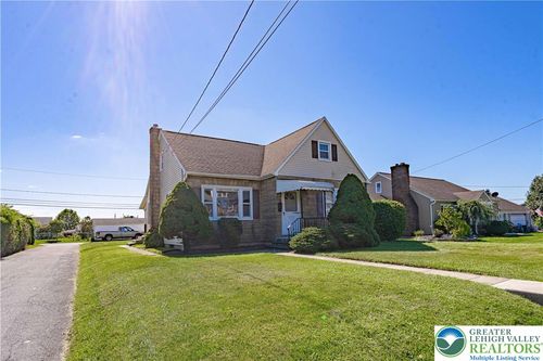 1115 Chestnut St, Coplay, PA, 18037-1414 | Card Image