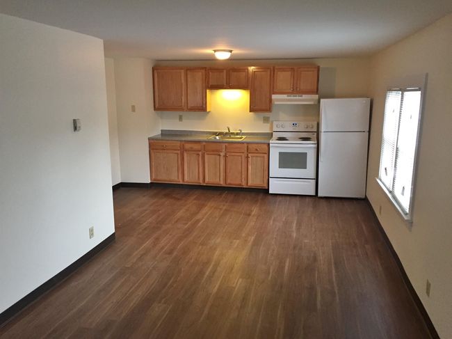 UNIT-1 - 8 Railroad Ave, Condo with 1 bedrooms, 1 bathrooms and null parking in Derry NH | Image 12