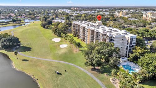 408-16300 Golf Club Rd, Weston, FL, 33326-1661 | Card Image