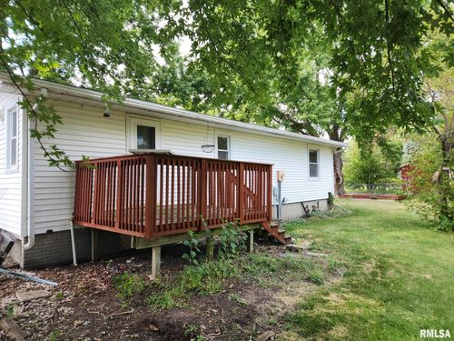 136 W 5th Ave, Woodhull, IL, 61490-5254 | Card Image