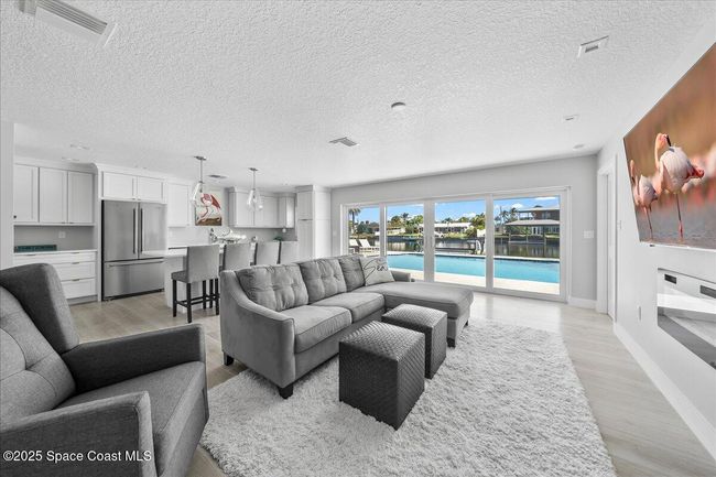 161 Bahama Blvd, House other with 3 bedrooms, 3 bathrooms and null parking in Cocoa Beach FL | Image 9