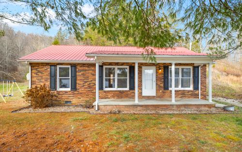 62 Heavenly Heights Rd, Manchester, KY, 40962-8152 | Card Image